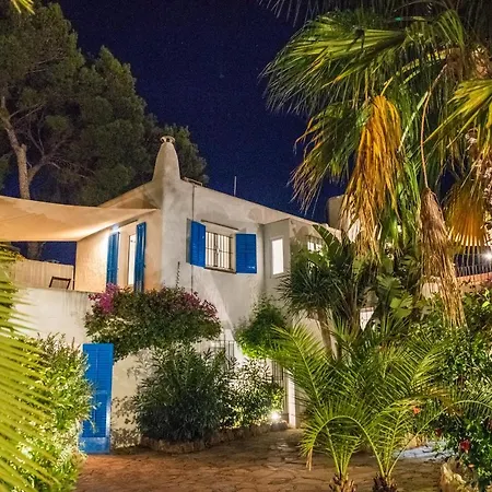 Villa 8Br, Sea Views, Walk To The Beach, Pool Villa Santa Eularia des Riu