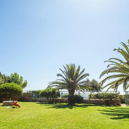 Villa Villa 8Br, Sea Views, Walk To The Beach, Pool