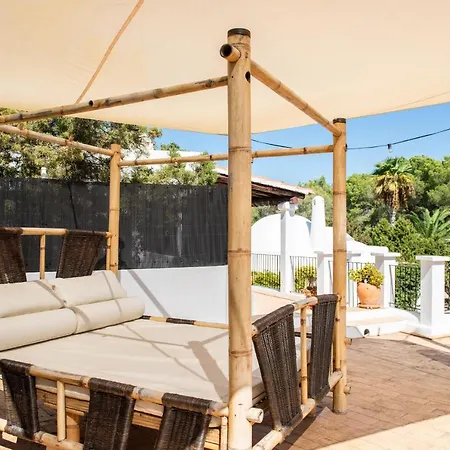 Villa 8Br, Sea Views, Walk To The Beach, Pool Villa *