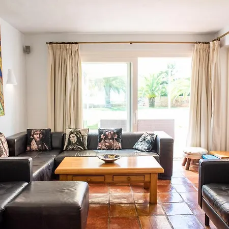 Villa Villa 8Br, Sea Views, Walk To The Beach, Pool *