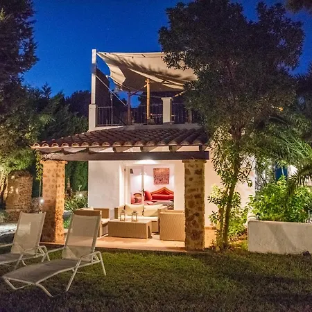 Villa 8Br, Sea Views, Walk To The Beach, Pool * Santa Eularia des Riu