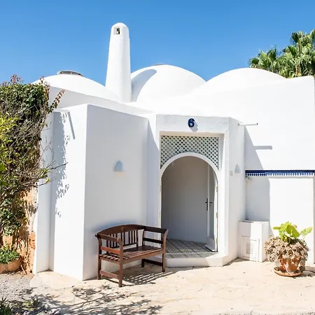 8br, Sea Views, Walk To The Beach, Pool 别墅