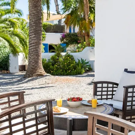 8br, Sea Views, Walk To The Beach, Pool 别墅
