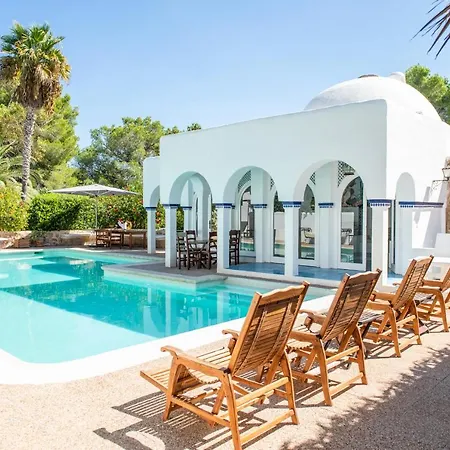 8br, Sea Views, Walk To The Beach, Pool Вилла